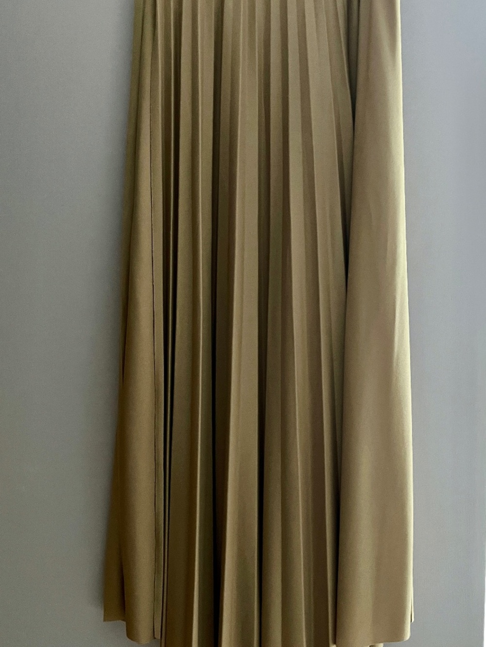 Nude Maxi skirt